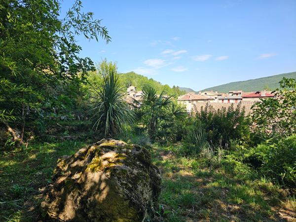 Ancienne manufacture rénovée avec jardin, garage et atelier Belesta