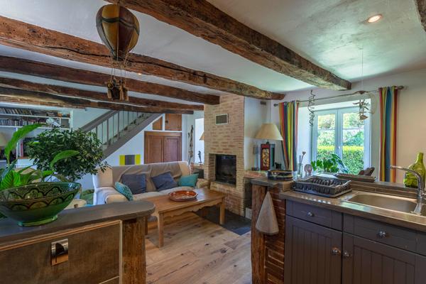 Maison en pierres, 300m2, au calme, commerces à pied/velo, 2ha, 30 min. d'Albi Pampelonne