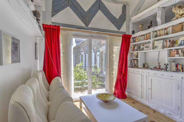 Maison en pierres, 300m2, au calme, commerces à pied/velo, 2ha, 30 min. d'Albi Pampelonne