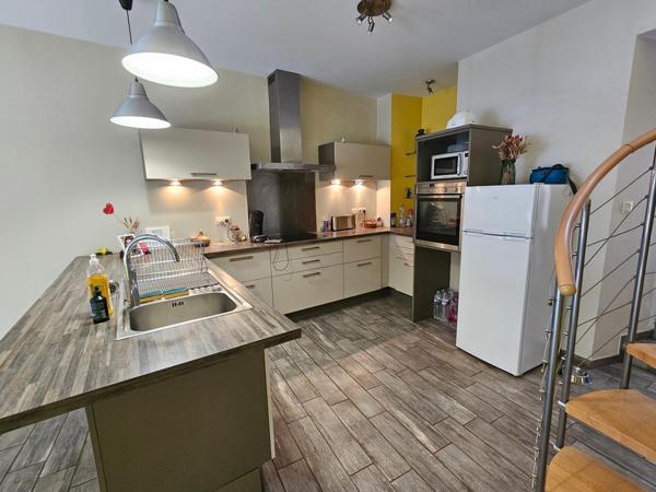 Maison à Thouars, 79100 - 9 pièces 200m²