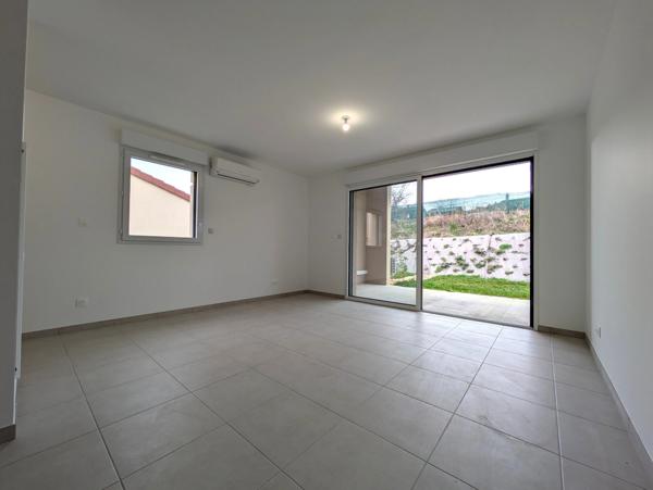 Nouveau ! T2 pour personnes indépendantes et autonomes avec terrasse et parking – Marcilly-le-Châtel