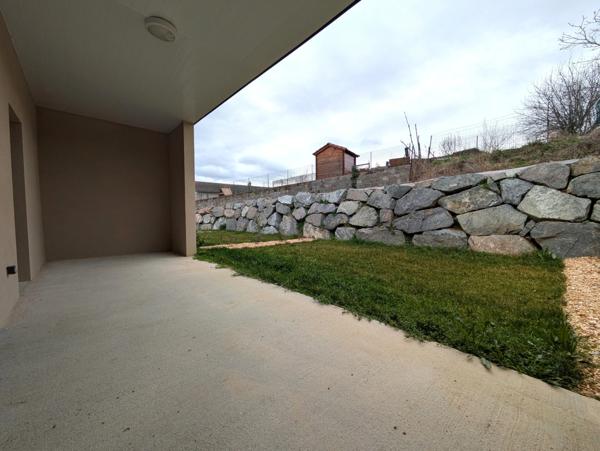 Nouveau ! T2 pour personnes indépendantes et autonomes avec terrasse et parking – Marcilly-le-Châtel