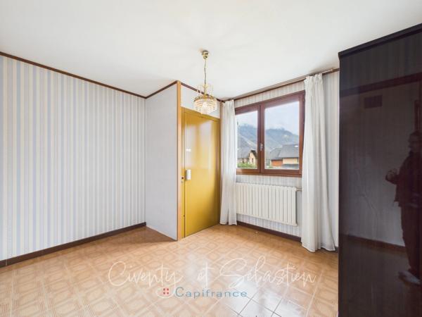 Maison familiale aux volumes généreux – Élégance, confort et espace