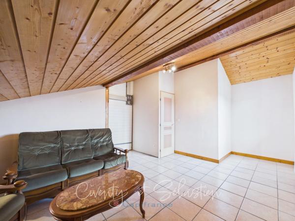 Maison familiale aux volumes généreux – Élégance, confort et espace