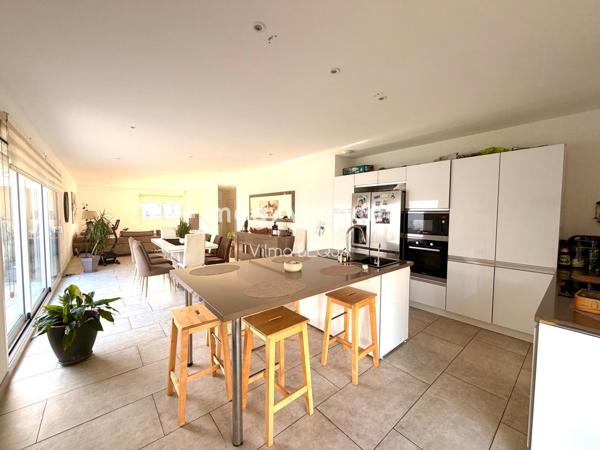 Maison à SAINT-CLEMENT, 89100 - 7 pièces 159m²