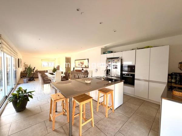 Maison à SAINT-CLEMENT, 89100 - 7 pièces 159m²