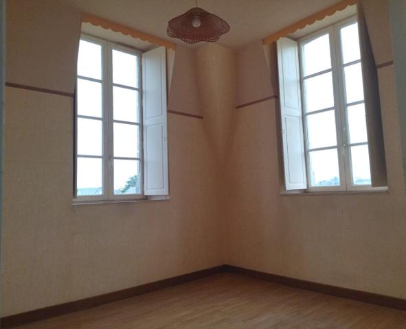 F3 APARTMENT in MAYENNE