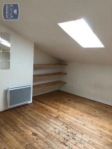 Appartement à louer 3 pièces 47.07m² Nîmes (30000)