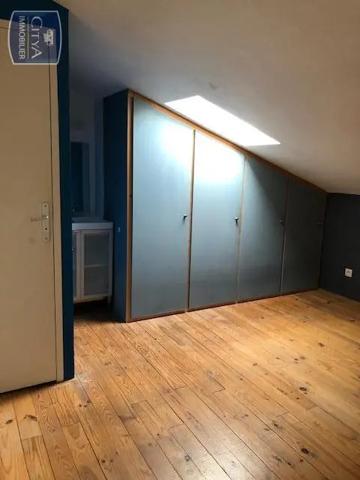 Appartement à louer 3 pièces 47.07m² Nîmes (30000)