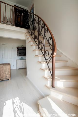 Entre Vannes, Auray, au bourg de Ploeren – Maison familiale à rafraîchir, pleine d’authenticité et de potentie