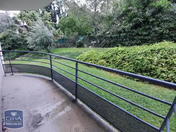 Appartement à louer 2 pièces 54.44m² Thiers (63300)