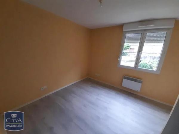 Appartement à louer 2 pièces 54.44m² Thiers (63300)