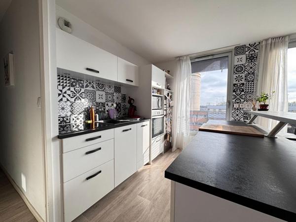 A VENDRE : T4 à LILLE • • 245 000 € FAI • Réf. 1267