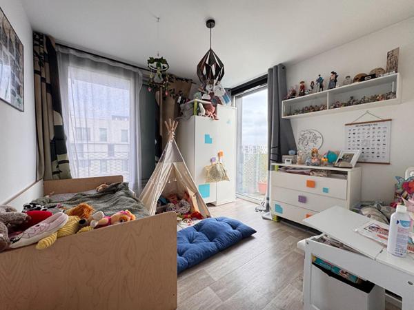 A VENDRE : T4 à LILLE • • 245 000 € FAI • Réf. 1267