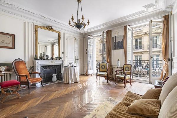 Paris 15ème, Appartement 3 Chambres -  136 m² à vendre