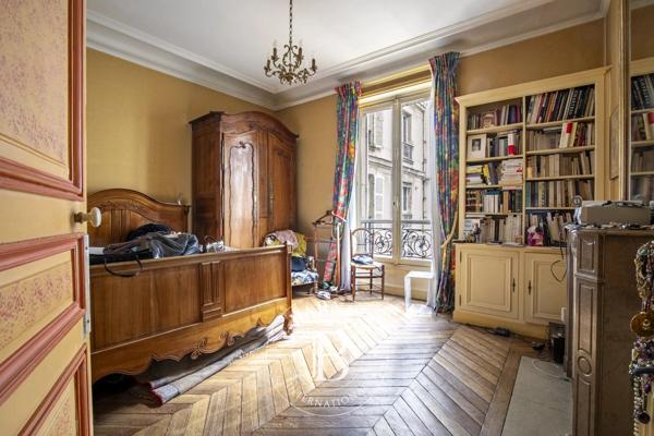 Paris 15ème, Appartement 3 Chambres -  136 m² à vendre