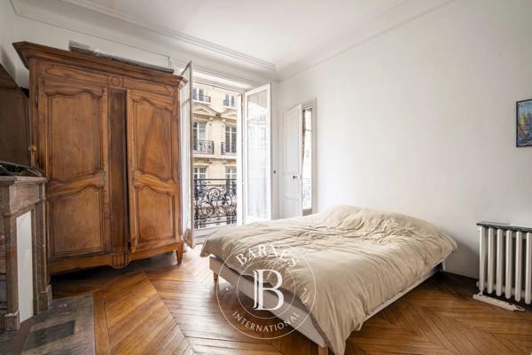 Paris 15ème, Appartement 3 Chambres -  136 m² à vendre