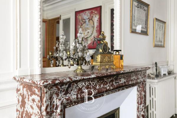 Paris 15ème, Appartement 3 Chambres -  136 m² à vendre