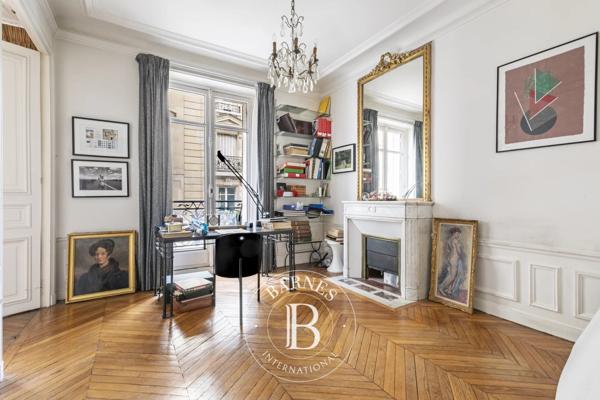 Paris 15ème, Appartement 3 Chambres -  136 m² à vendre