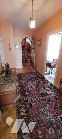 CAMARET SUR MER - Sur les quais - VUE SUR MER - Immeuble mixte composé d'un local commercial, r...