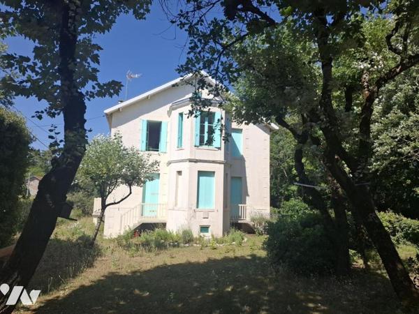 Apt T3 vue MER- à SAINT GEORGES DE DIDONNE - à 70m à pied de la MER - avec cave et chambre de bonne 