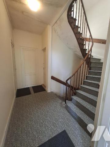 Apt T3 vue MER- à SAINT GEORGES DE DIDONNE - à 70m à pied de la MER - avec cave et chambre de bonne 
