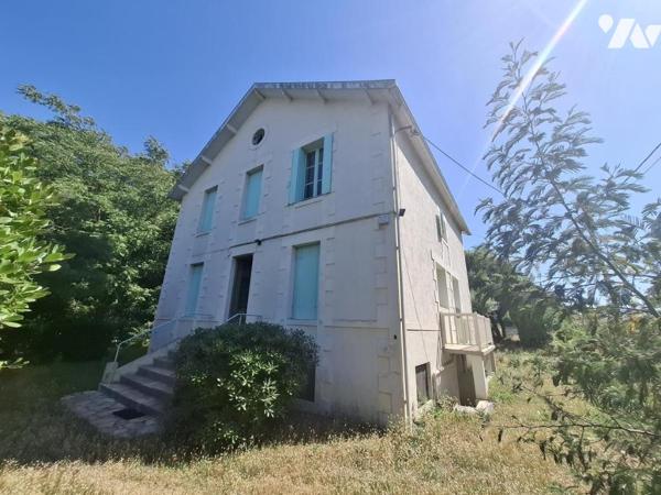 Apt T3 vue MER- à SAINT GEORGES DE DIDONNE - à 70m à pied de la MER - avec cave et chambre de bonne 