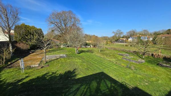Maison familiale à 300 m du centre de La Mothe