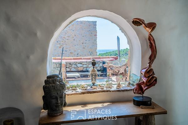 L’invincible: Ancien presbytère niché sur les hauteurs de la forteresse