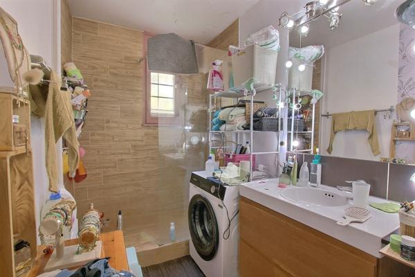 Aix-en-Provence (13100) T3 de 68m2 au calme, parking