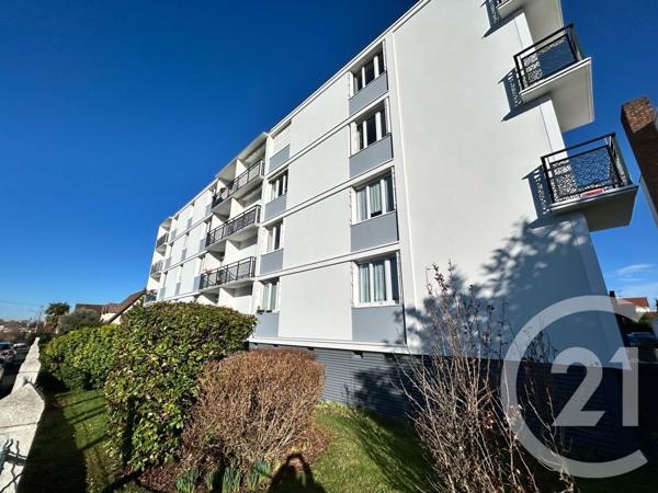 Appartement F4 à vendre  4 pièces - 62,34 m2 L HAY LES ROSES - 94