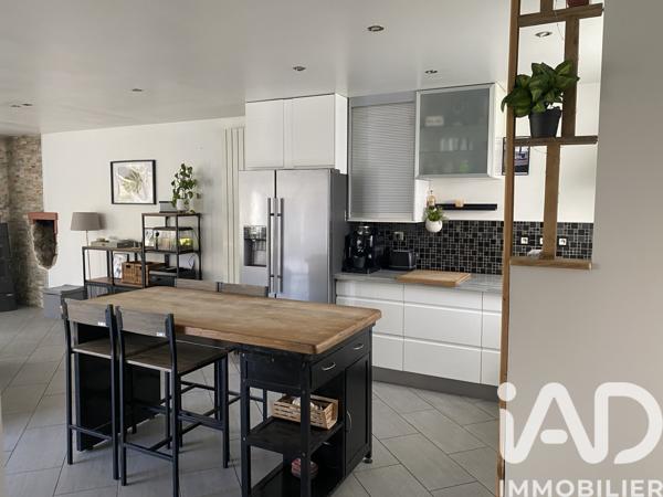 Maison à vendre 5 pièces 105 m² Saint-Fargeau-Ponthierry