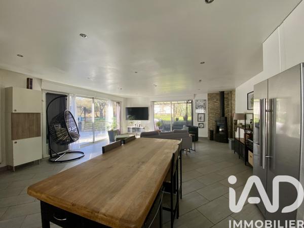 Maison à vendre 5 pièces 105 m² Saint-Fargeau-Ponthierry