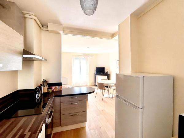 Investissement en hyper-centre : appartement et local commercial à 120 000 €