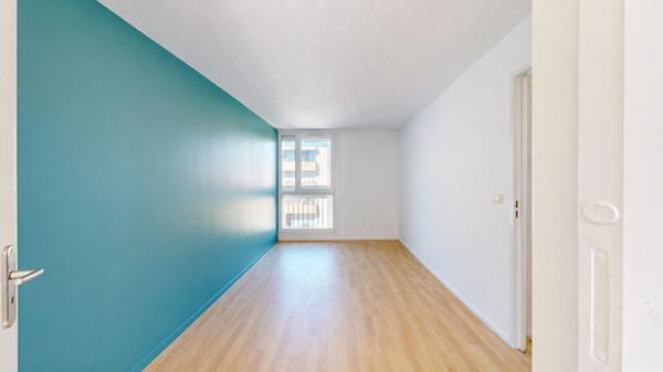 Appartement Roissy En Brie 5 pièce(s) 101 m2
