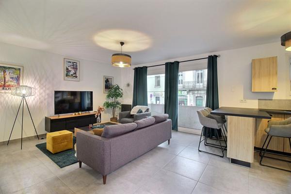 Appartement T2 rénové avec garage - Proche place Carnot et gare