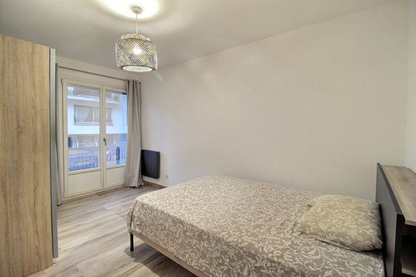 Appartement T2 rénové avec garage - Proche place Carnot et gare