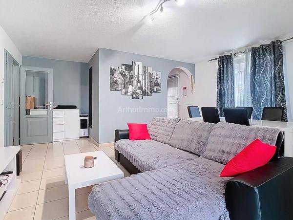Vente                                                      Appartement
                        
                     3 pièces                      64 m2                     à Colmar