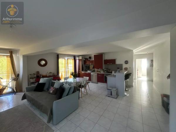 Vente                                                      Appartement
                        
                     4 pièces                      81 m2                     à Metz