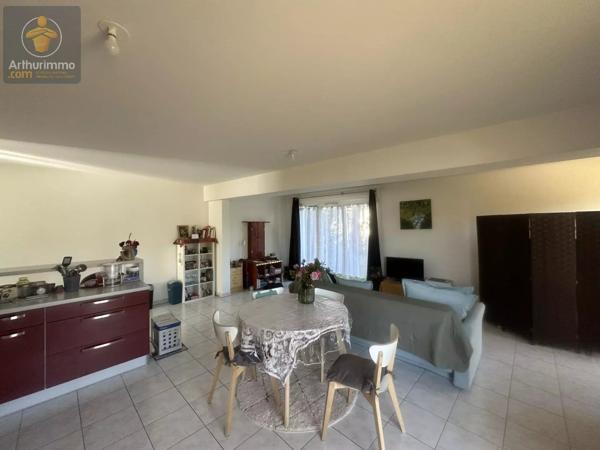 Vente                                                      Appartement
                        
                     4 pièces                      81 m2                     à Metz