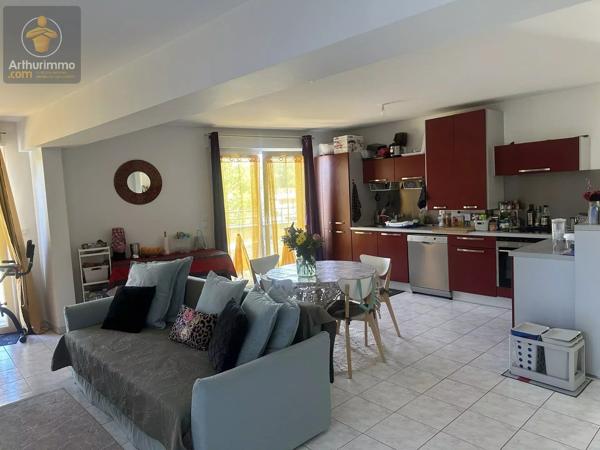 Vente                                                      Appartement
                        
                     4 pièces                      81 m2                     à Metz