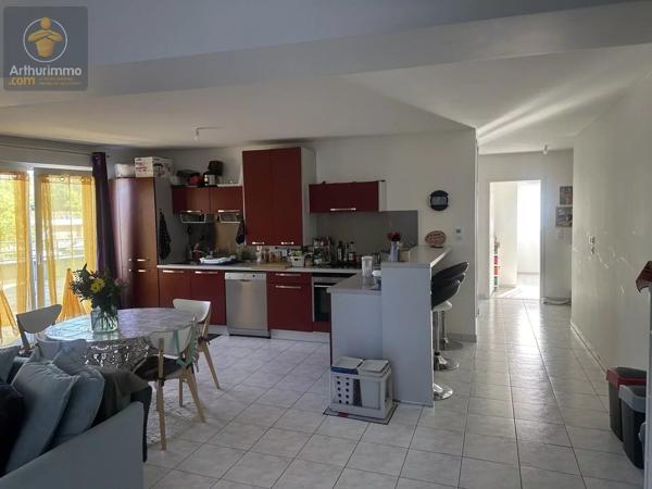 Vente                                                      Appartement
                        
                     4 pièces                      81 m2                     à Metz