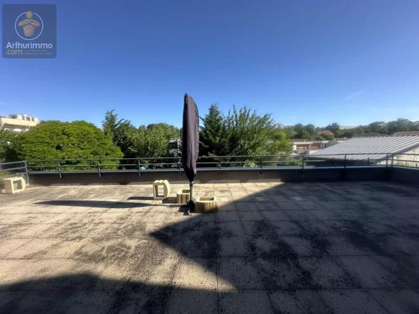Vente                                                      Appartement
                        
                     4 pièces                      81 m2                     à Metz