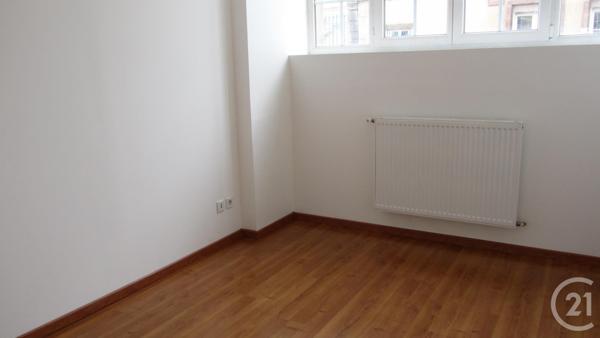 Appartement F4 à vendre  5 pièces - 99,88 m2 MIRECOURT - 88