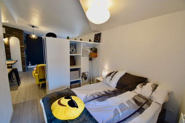 Sainte-Livrade-sur-Lot (47110) EXCLUSIVITÉ SAINTE LIVRADE SUR LOT (47) - IMMEUBLE MIXTE - 1 LOCAL COMMERCIAL - 2 APPARTEMENTS - CENTRE VILLE