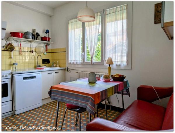 Maison à vendre 3 chambres, potentiel 4, jardin, vue Pyrénées à Viella (32)