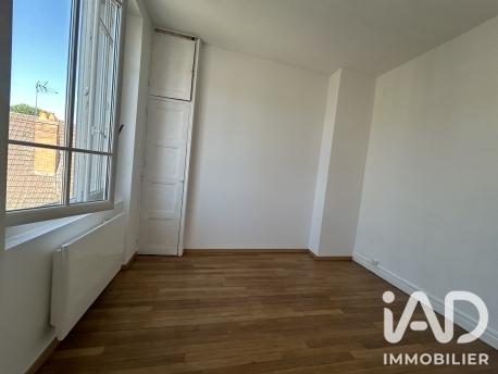 Location appartement 3 pièces 52 m² Montluçon