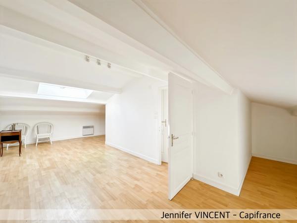 Appartement à vendre, Centre-Ville de La Rochelle,duplex, 4 pièces avec terrasse de 15m2 et garage