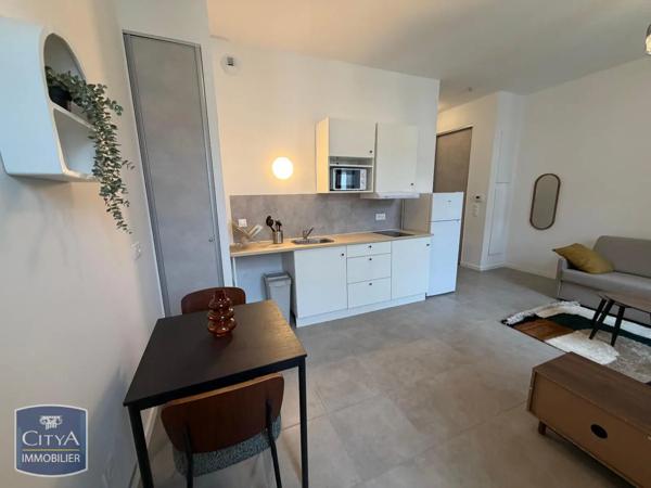 Appartement à louer 1 pièce 29.6m² Vichy (03200)