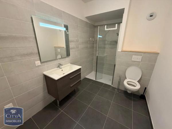 Appartement à louer 1 pièce 29.6m² Vichy (03200)